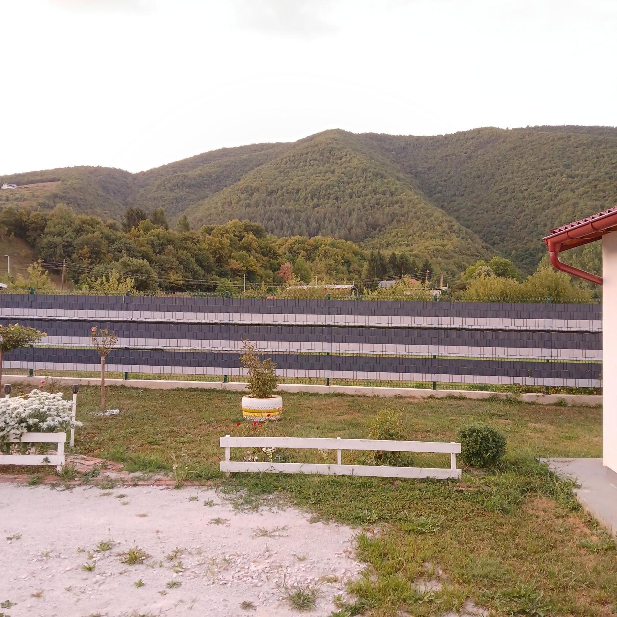 Apartman Visoko-Oaza Mira Buitenkant foto