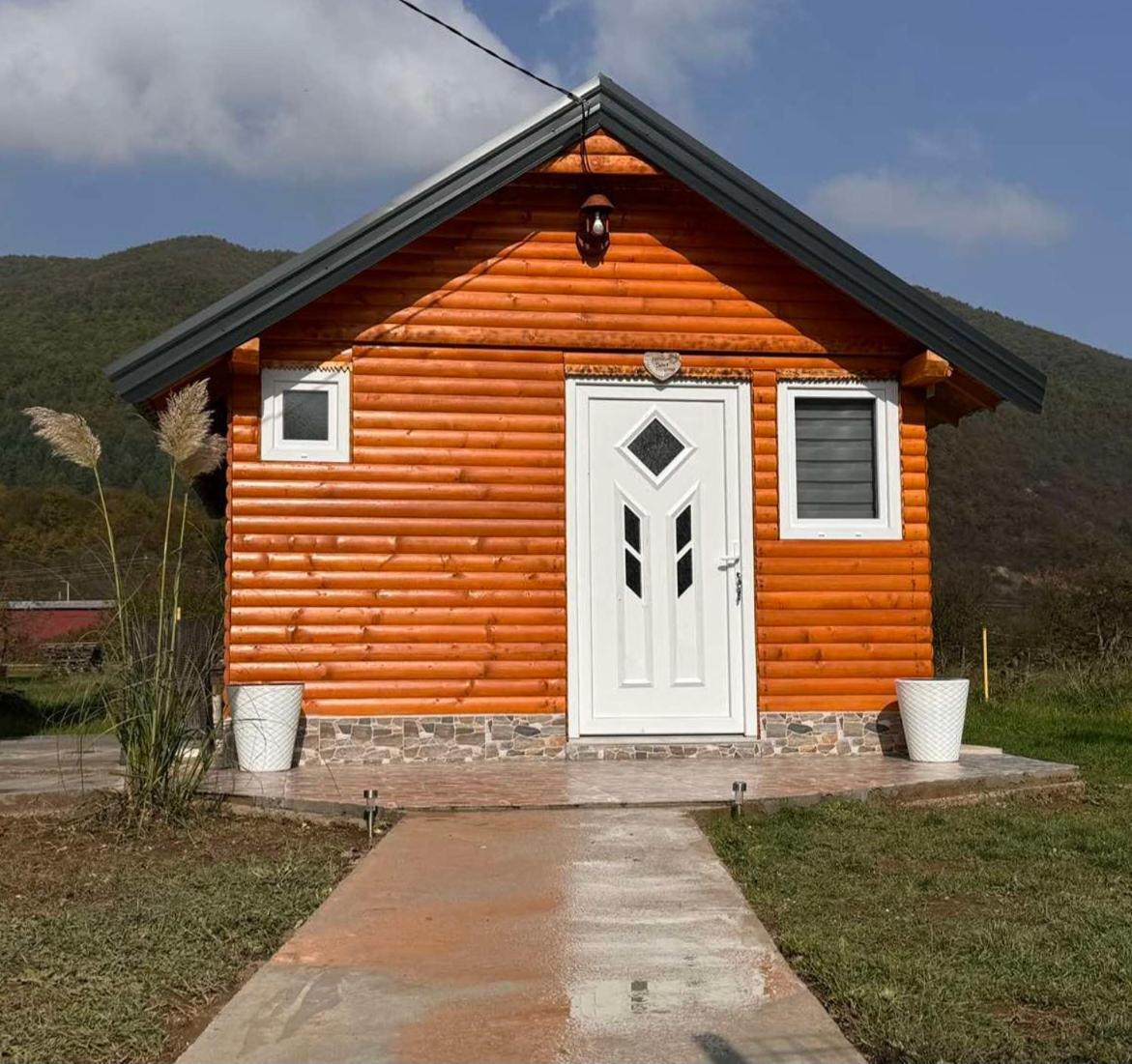 Apartman Visoko-Oaza Mira Buitenkant foto